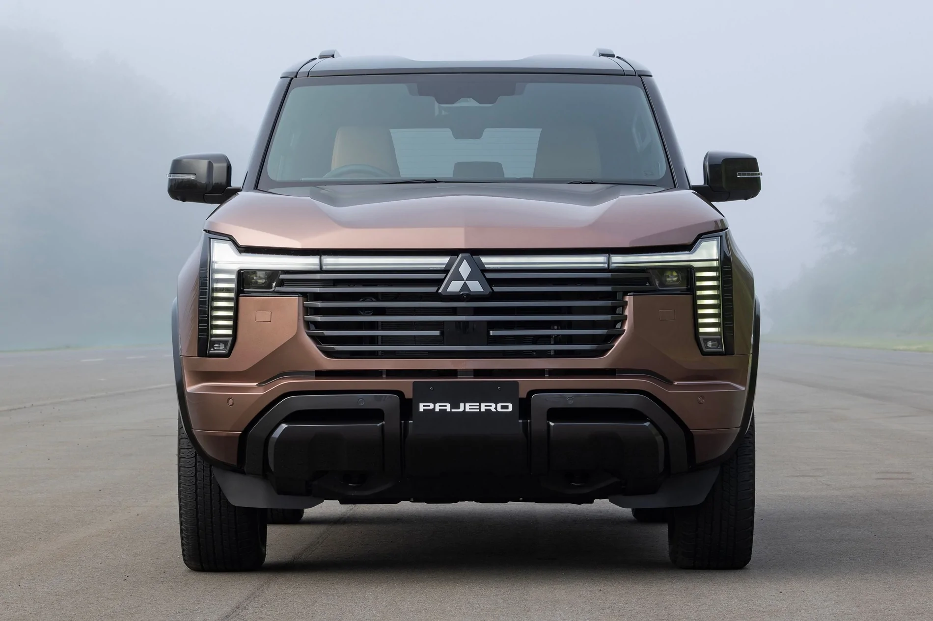 Ford Bronco 2027 Mitsubishi Montero (Pajero) is back 2027-mitsubishi-pajero-reveal-exterior-16