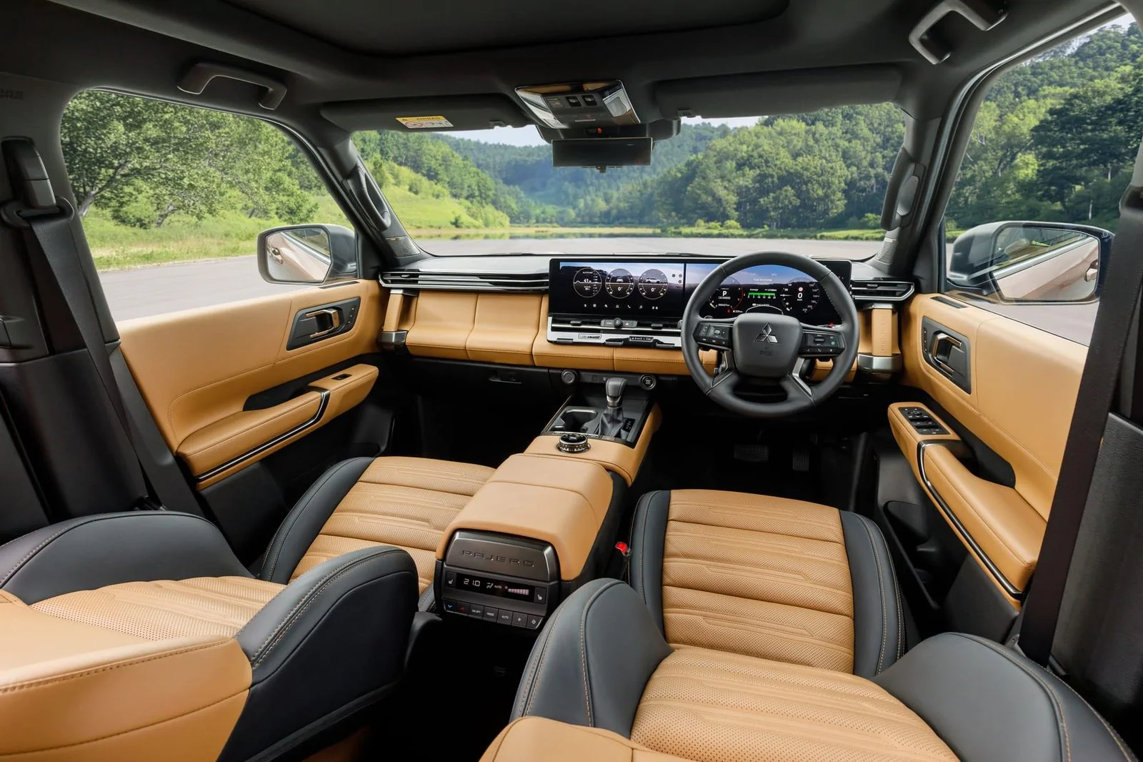 Ford Bronco 2027 Mitsubishi Montero (Pajero) is back 2027-mitsubishi-pajero-6