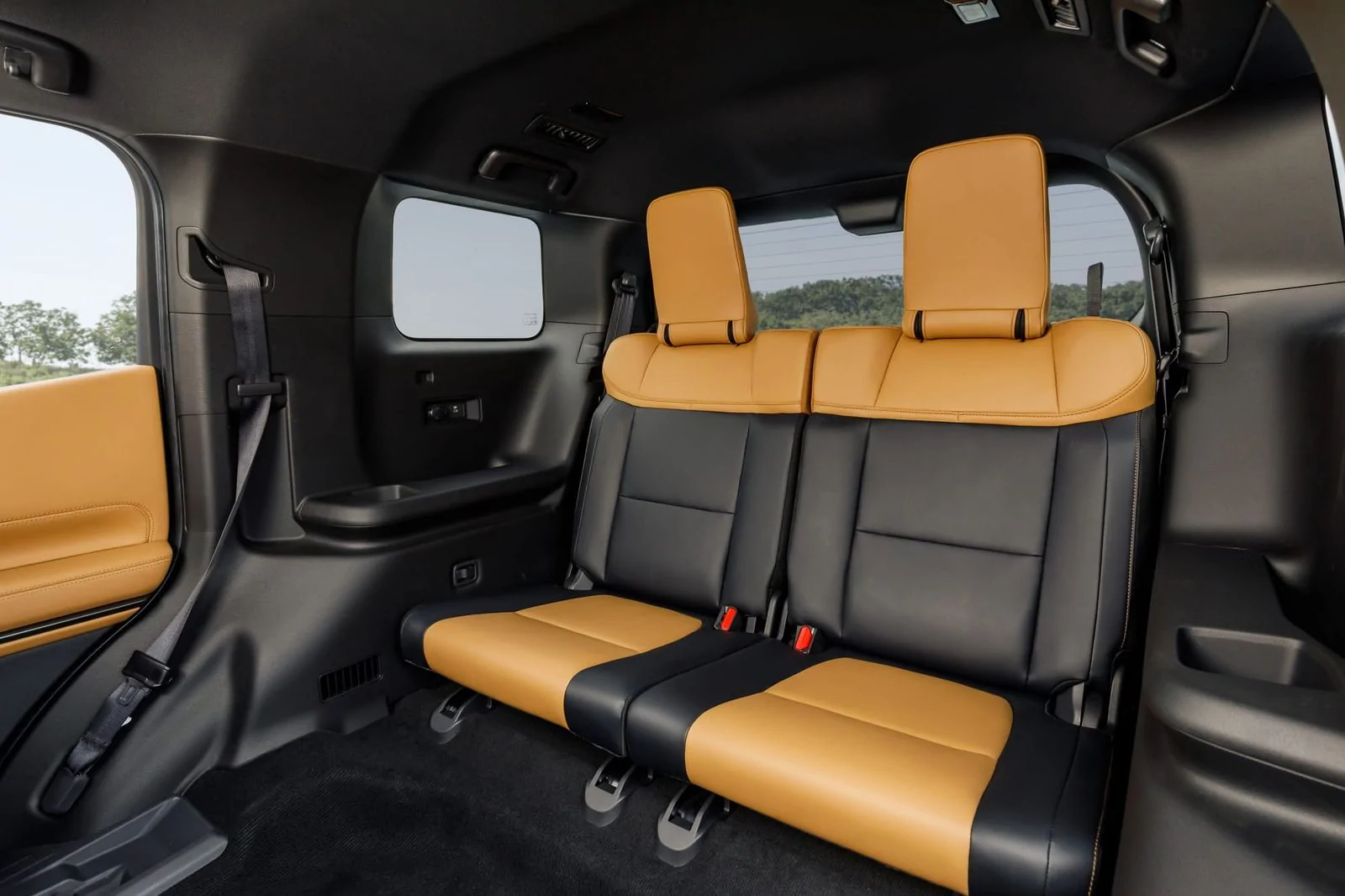 Ford Bronco 2027 Mitsubishi Montero (Pajero) is back 2027-mitsubishi-pajero-1
