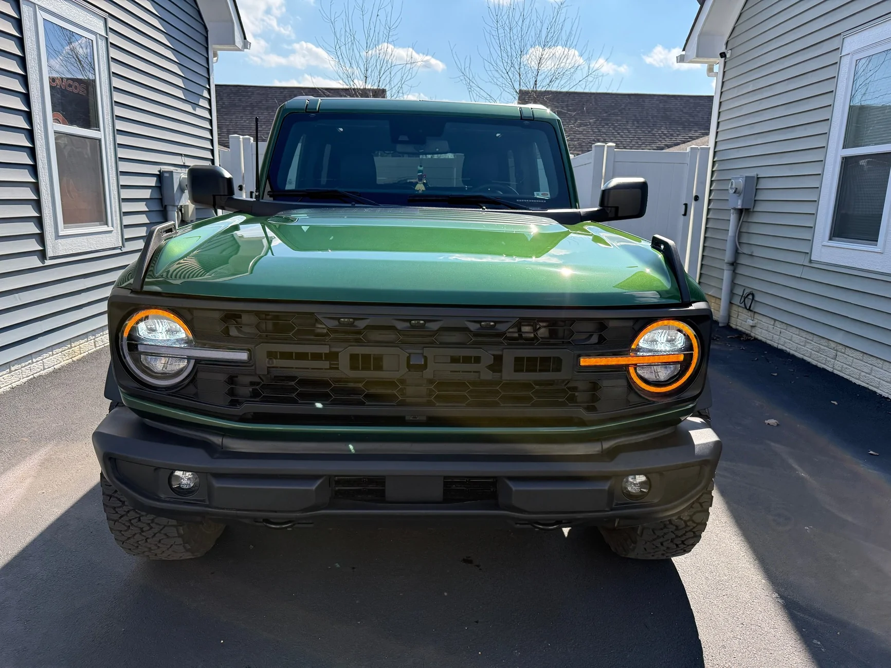 Ford Bronco Aftermarket Grilles recommendations? IMG_0328