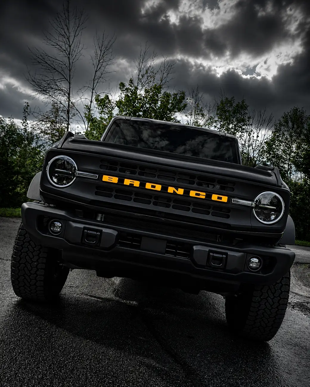 Ford Bronco SHADOW BLACK Bronco Club Bronco11