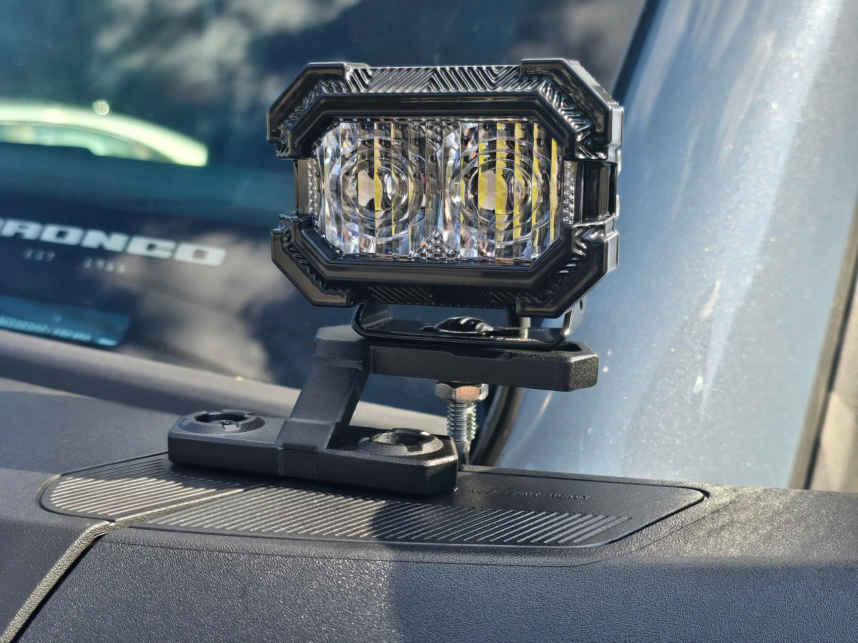 Ford Bronco Suparee Recon 2 light (spot and flood lights) install and review 20260903_165525