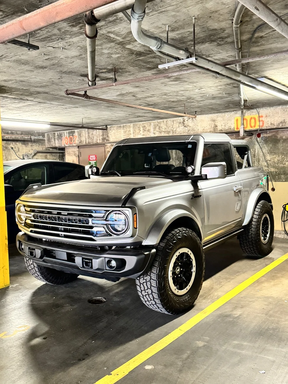 Ford Bronco Iconic Silver Paint Thread IMG_1397