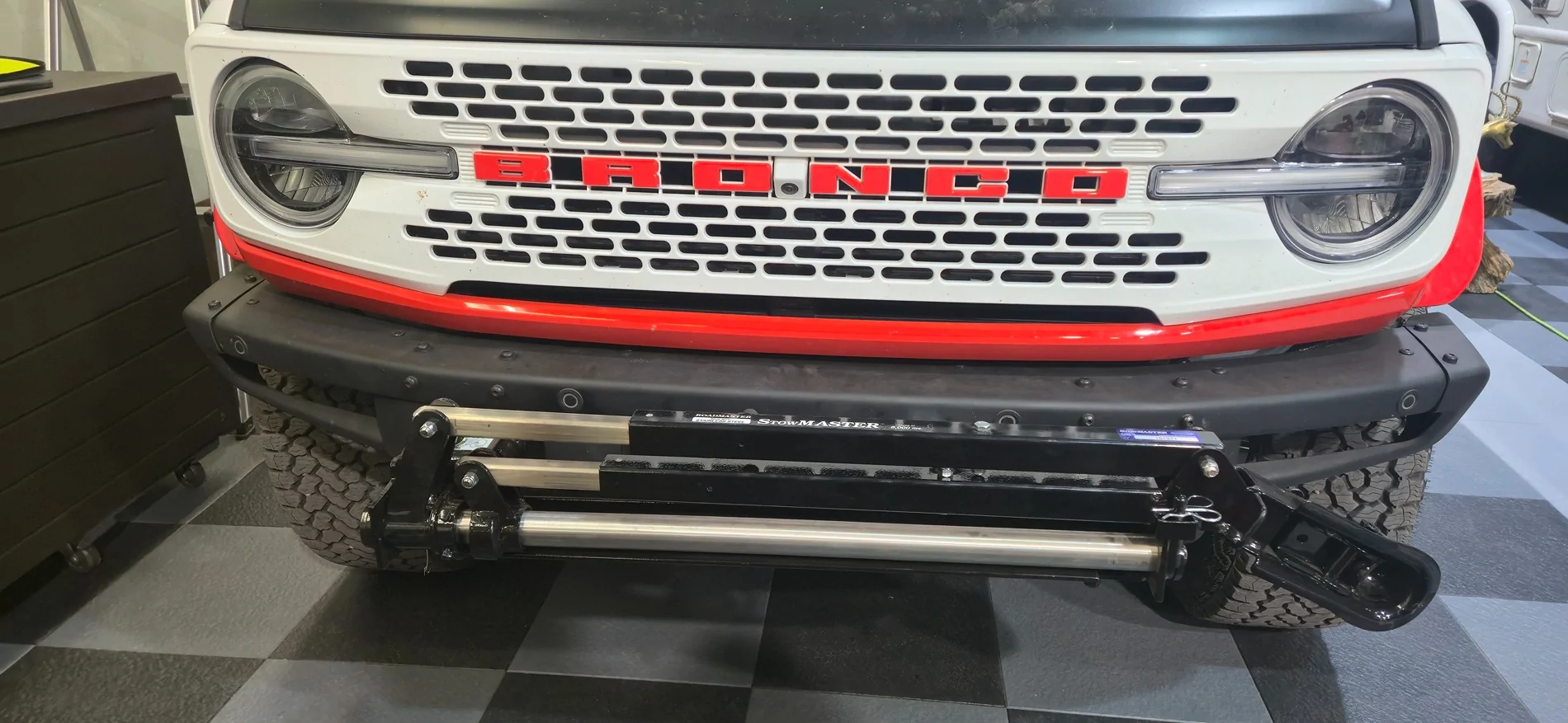 Ford Bronco 2023 wildtrack and odessy integra 30z 20260901_112112
