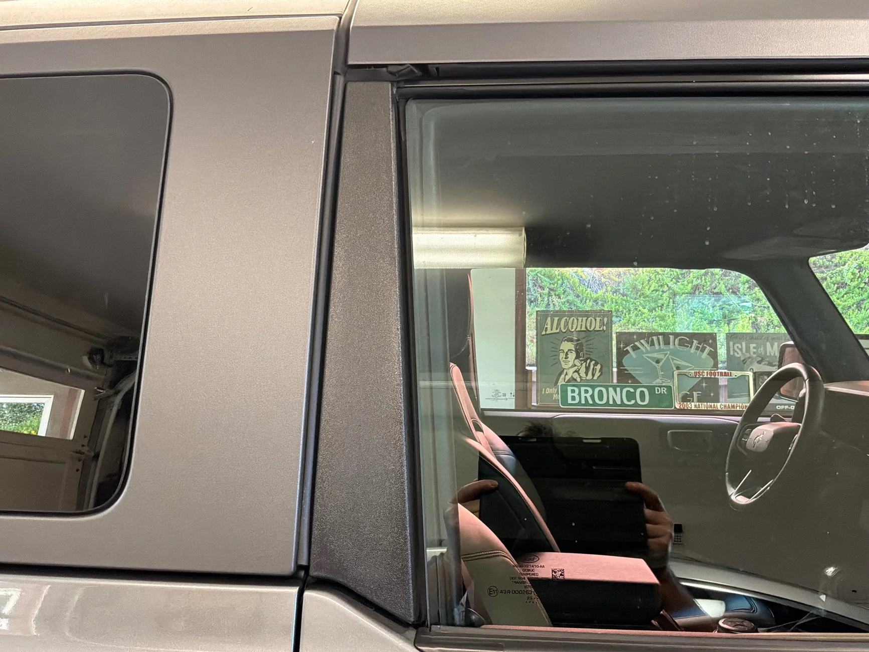 Ford Bronco PSA on secret-ish OEM trim piece to reduce roof noise (C pillar molding cover) IMG_0151