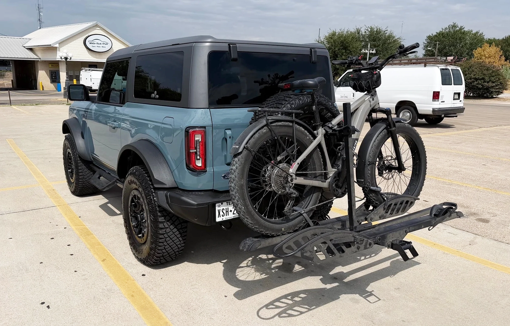 Ford Bronco Which Bike Rack are you using on the Bronco? 🚴‍♀️ 813759-08f32098b2bae2aede5f0829fe40abc