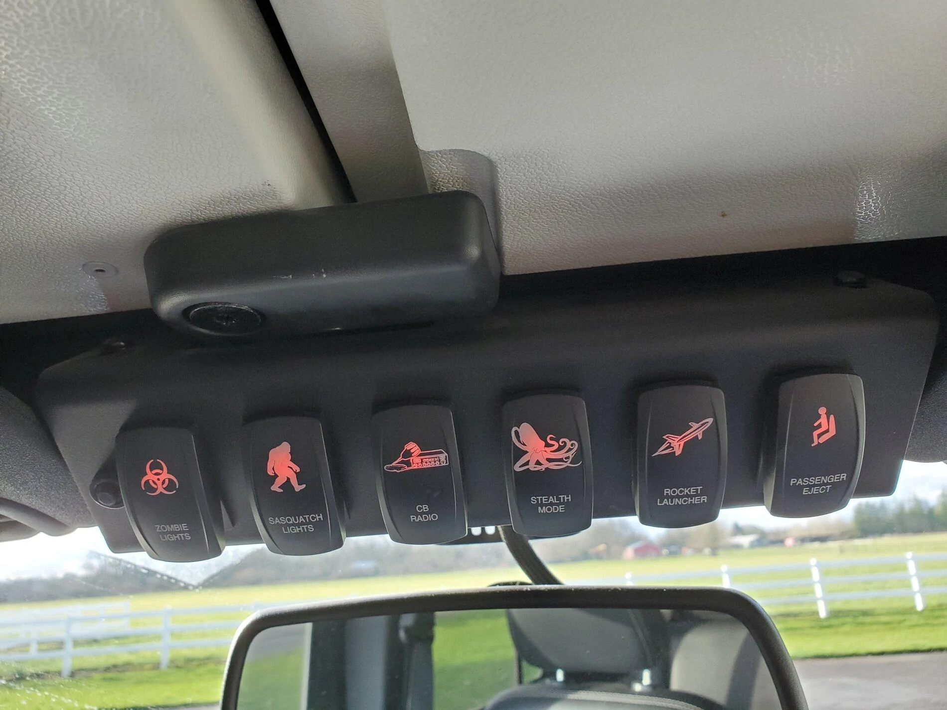 Ford Bronco Aux Switch Uses - Ideas?? 20210125_150410