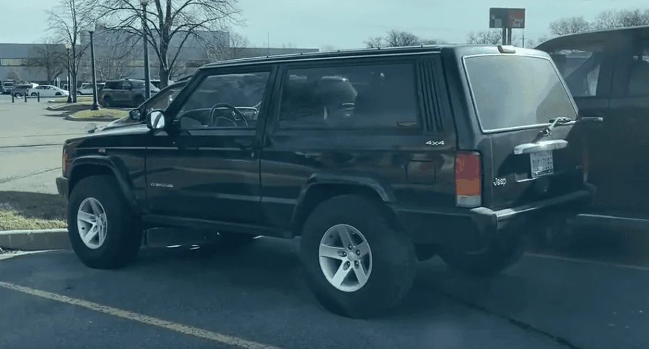 Ford Bronco Cactus Gray Black Diamond 2 Door Quick Video 1611676416047