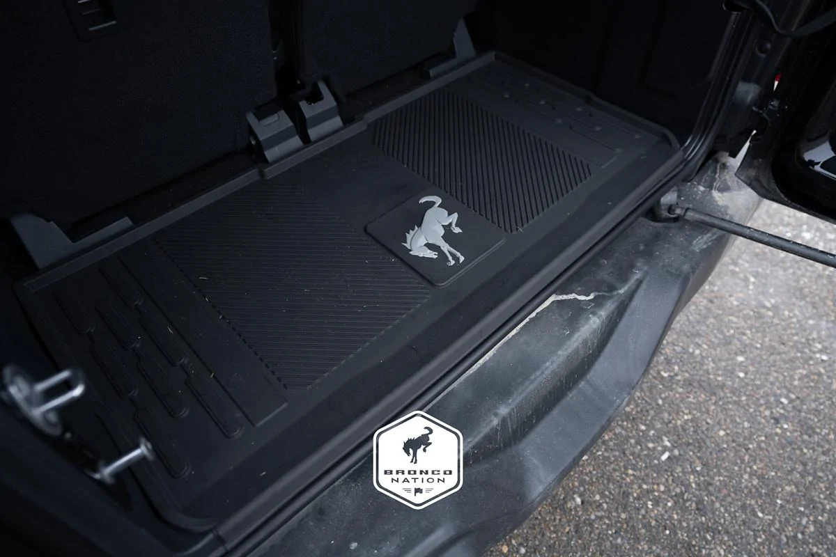 Ford Bronco Bronco Black Diamond Interior & Seats Pics! bronco-black-diamond-interior-seats-pics6