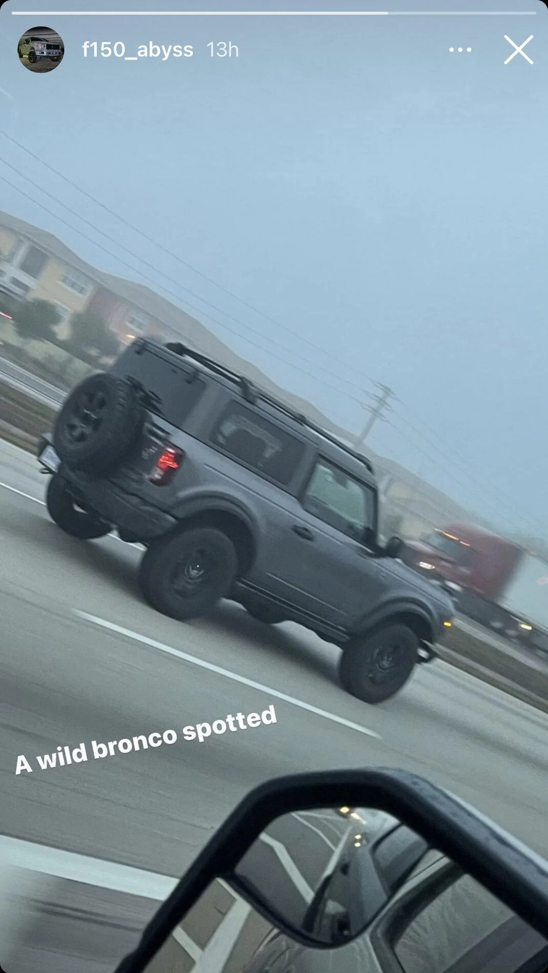 Ford Bronco 2 door Carbonized Gray Black Diamond spotted BBACAAEB-F7C5-42ED-B40C-12907365E50F