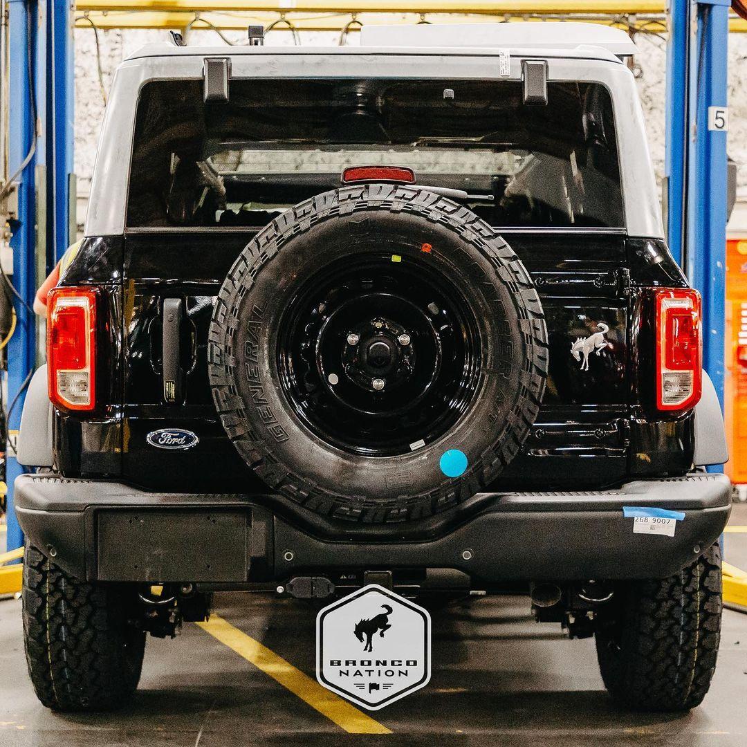 Ford Bronco Black Steel Wheels on Completed Bronco Black Diamond Black Steel Wheel 2021 Bronco Black Diamond