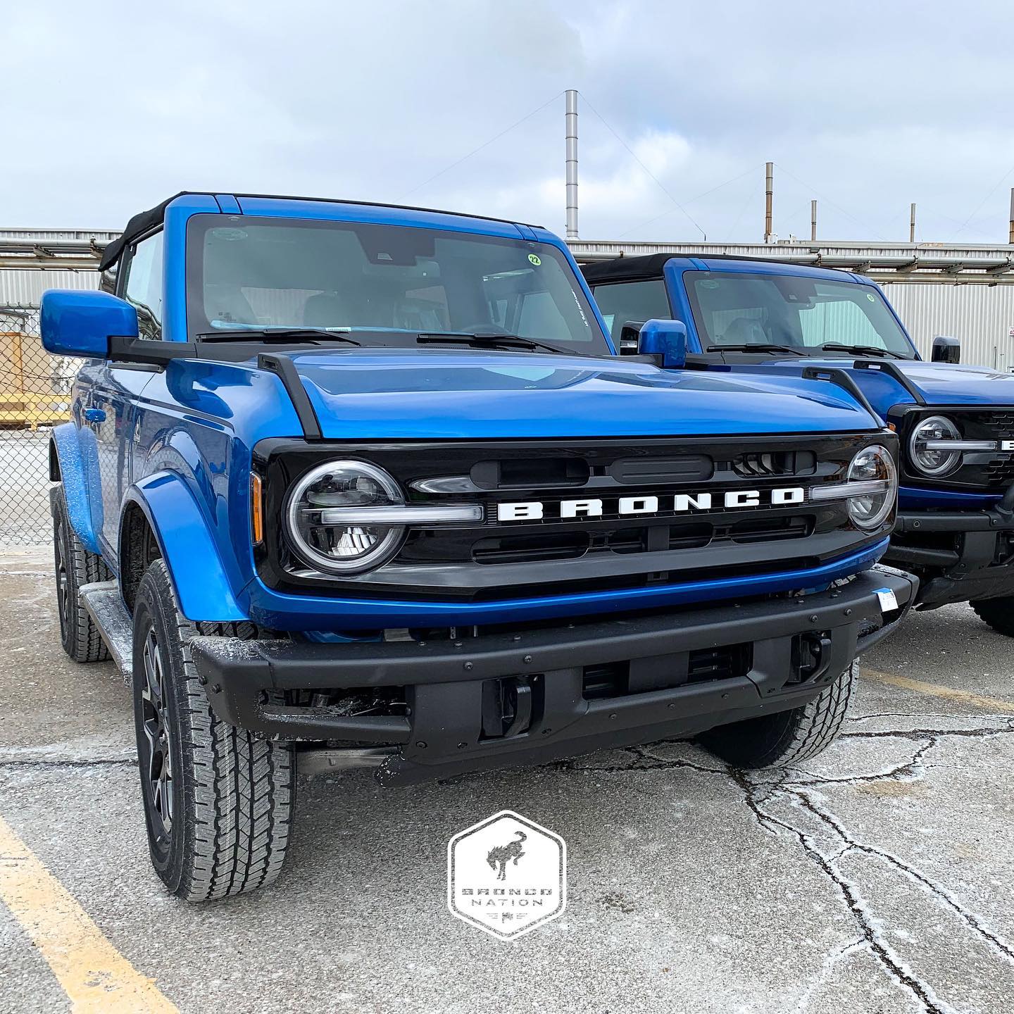 Ford Bronco Three Bronco Blues (Antimatter, Velocity, Lightning) 2021 Bronco Antimatter Blue vs Velocity Blue vs Lightning Blue 3