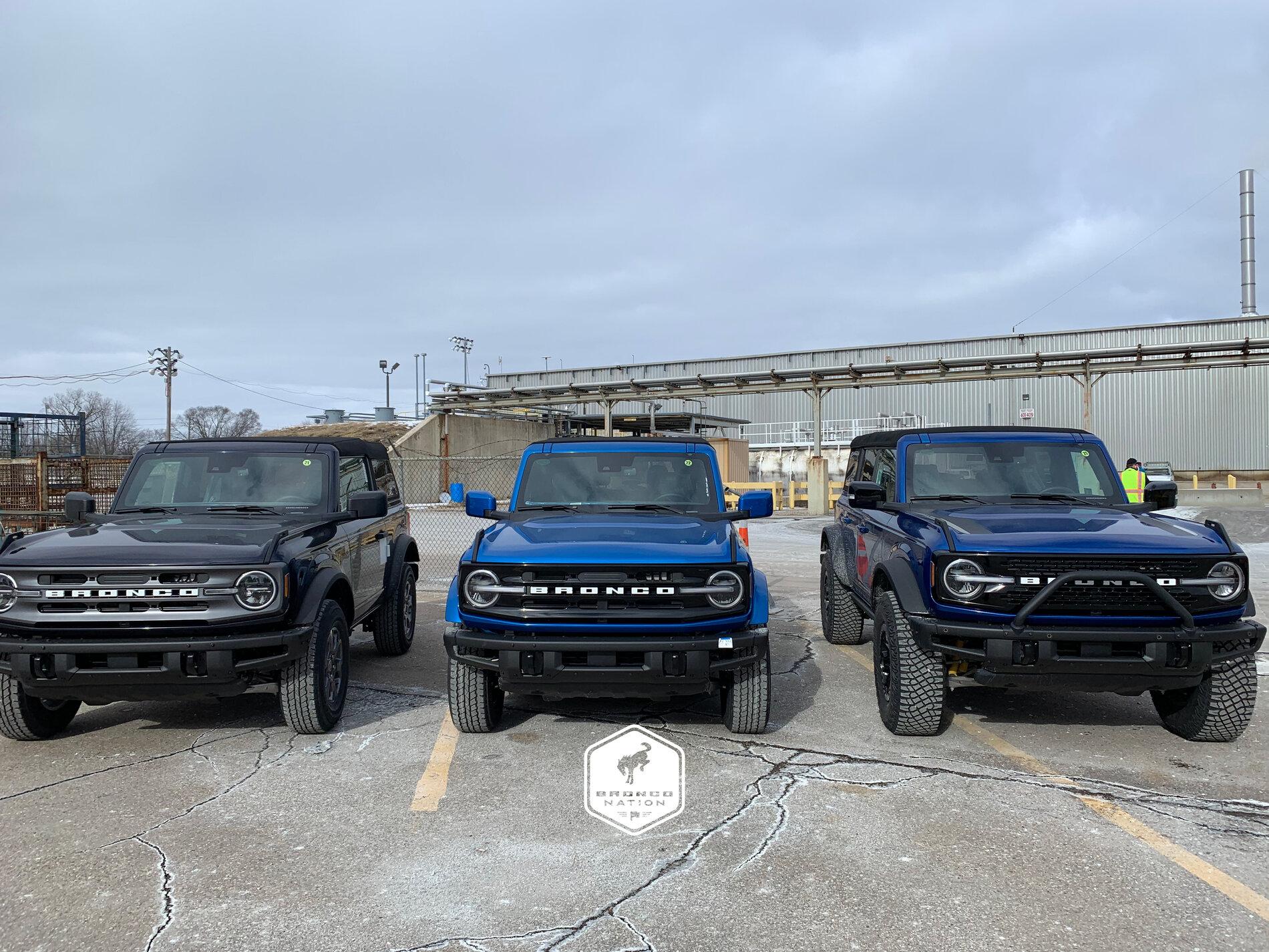 Ford Bronco Three Bronco Blues (Antimatter, Velocity, Lightning) 2021-bronco-antimatter-blue-vs-velocity-blue-vs-lightning-blue