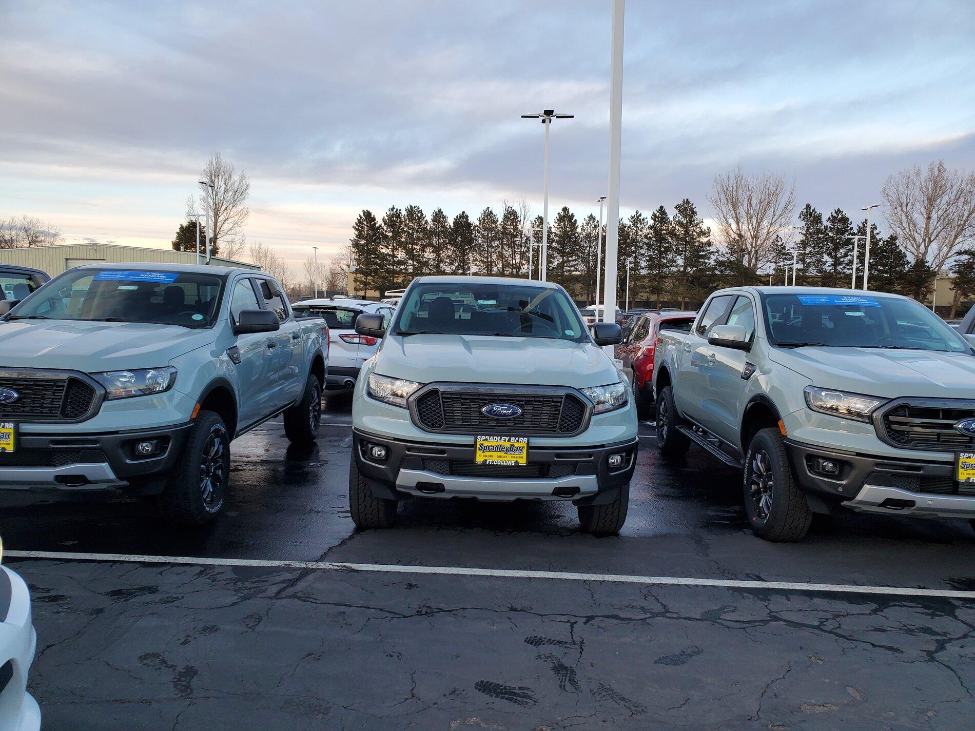 Ford Bronco Cactus Grey - 3 side by side Rangers 20210129_170328