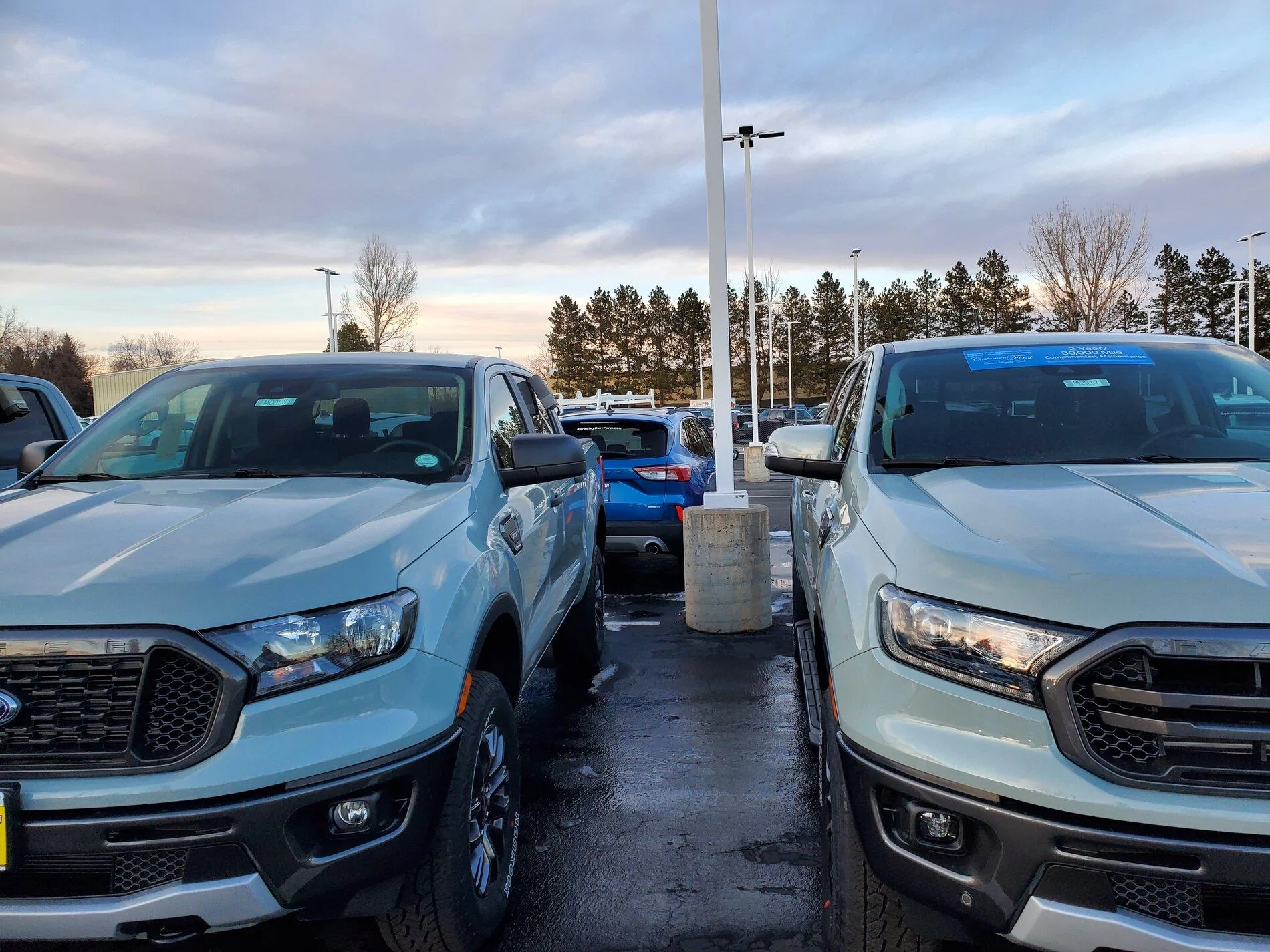 Ford Bronco Cactus Grey - 3 side by side Rangers 20210129_170218