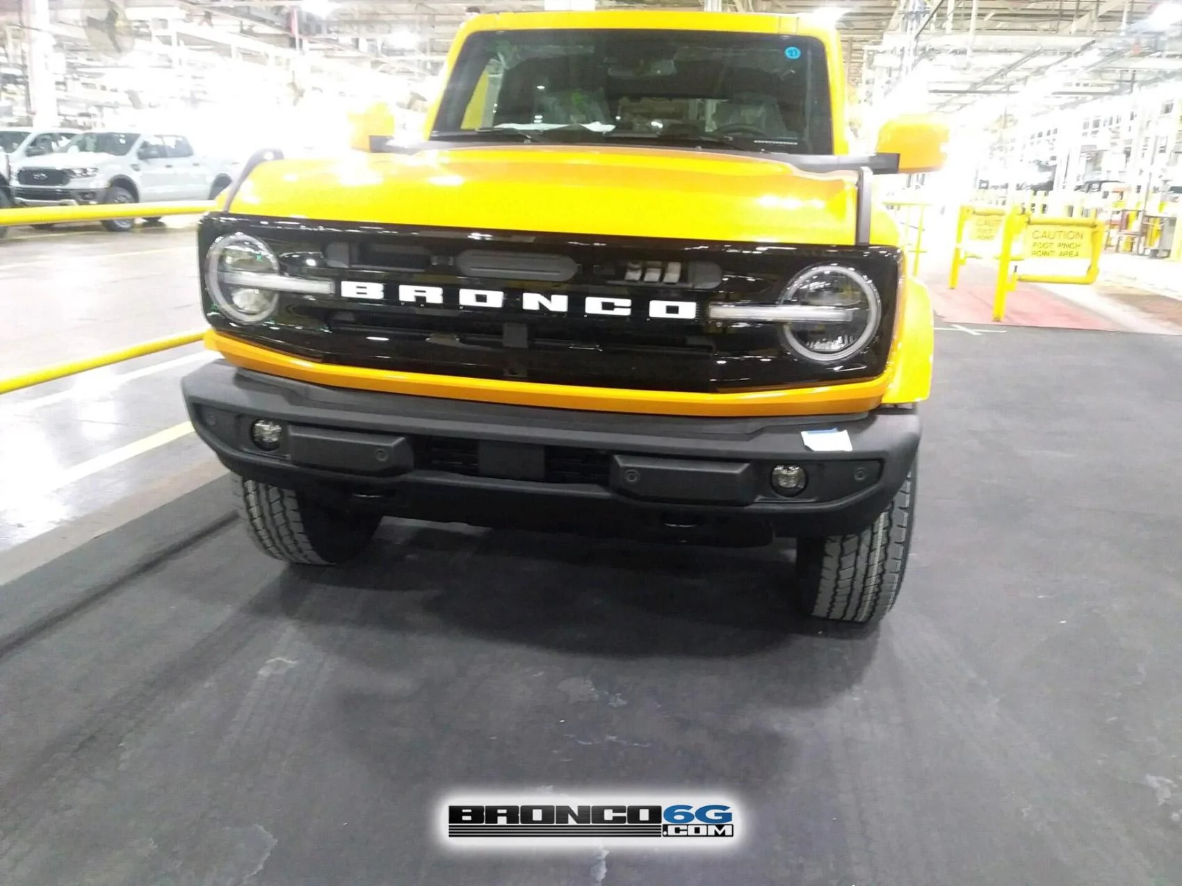 Ford Bronco 📷 Factory Pics: Dashboard switches & buttons + More Broncos Factory 2021 Bronco Cyber Orange 4