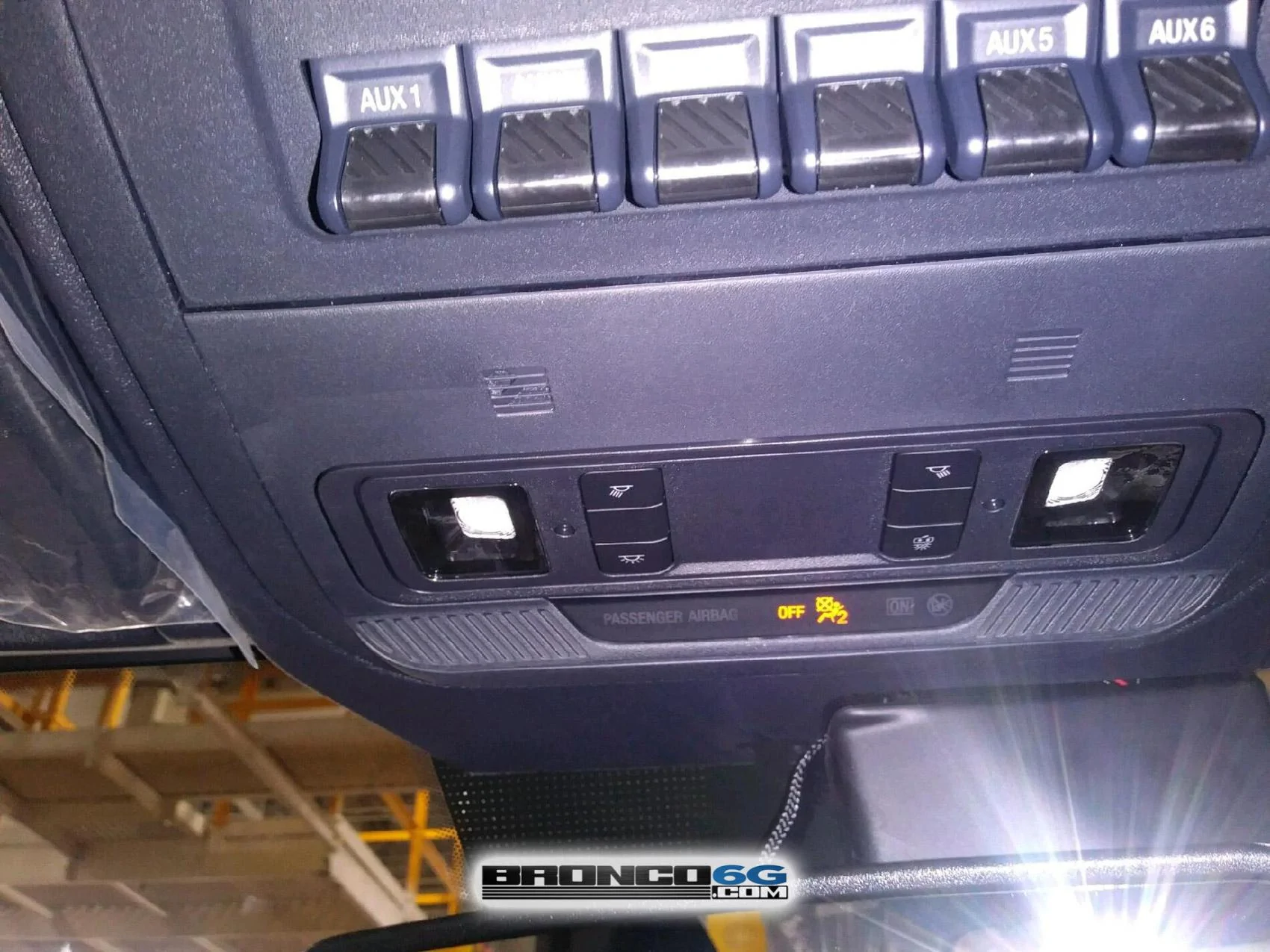 Ford Bronco 📷 Factory Pics: Dashboard switches & buttons + More Broncos Factory 2021 Bronco aux switches 1