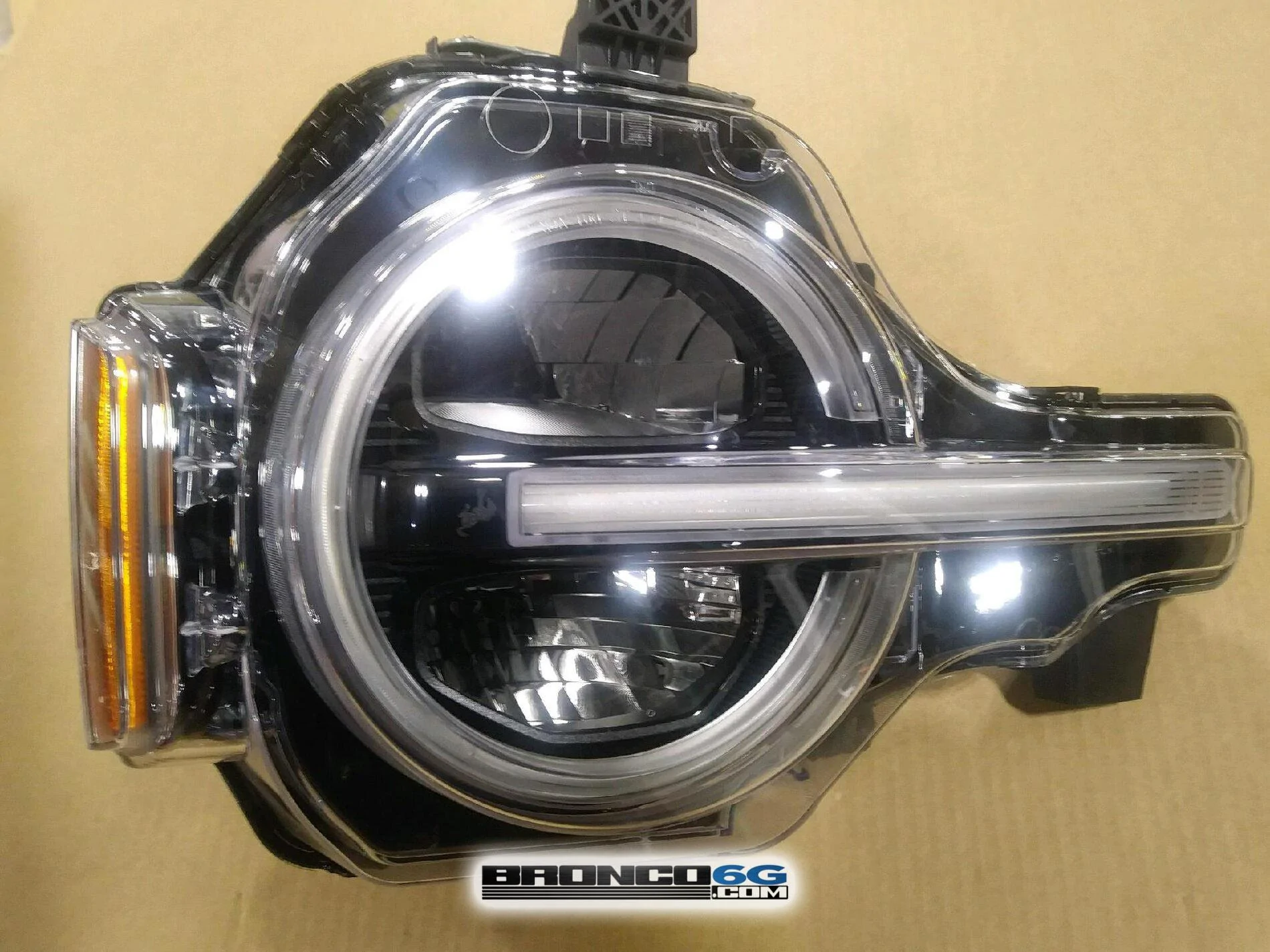 2021 Bronco headlight assembly unit 3.jpg