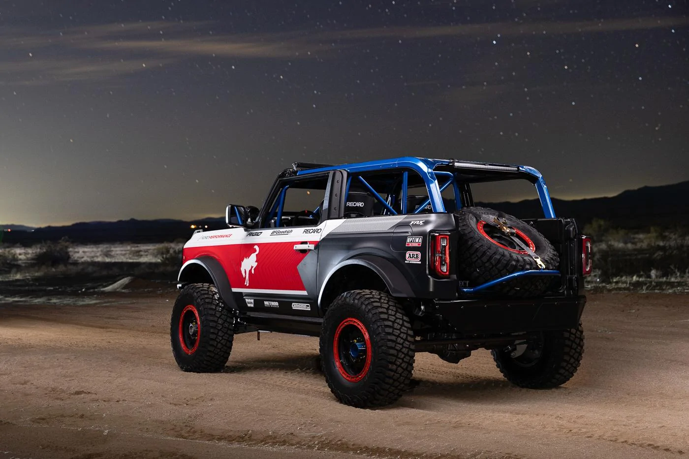 Ford Bronco Ford Performance Debuts Bronco 4600 Race Trucks bronco-4600-race-trucks-ultra4-ford-performance-4