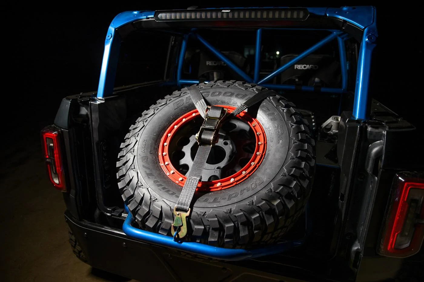 Ford Bronco Ford Performance Debuts Bronco 4600 Race Trucks bronco-4600-race-trucks-ultra4-ford-performance-5