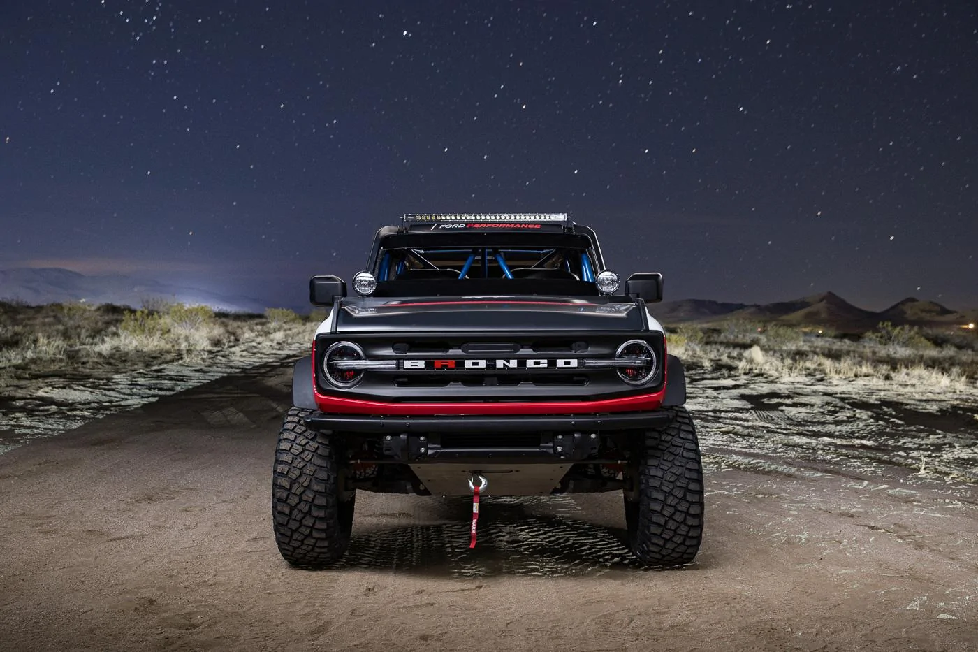 Ford Bronco Ford Performance Debuts Bronco 4600 Race Trucks bronco-4600-race-trucks-ultra4-ford-performance-13