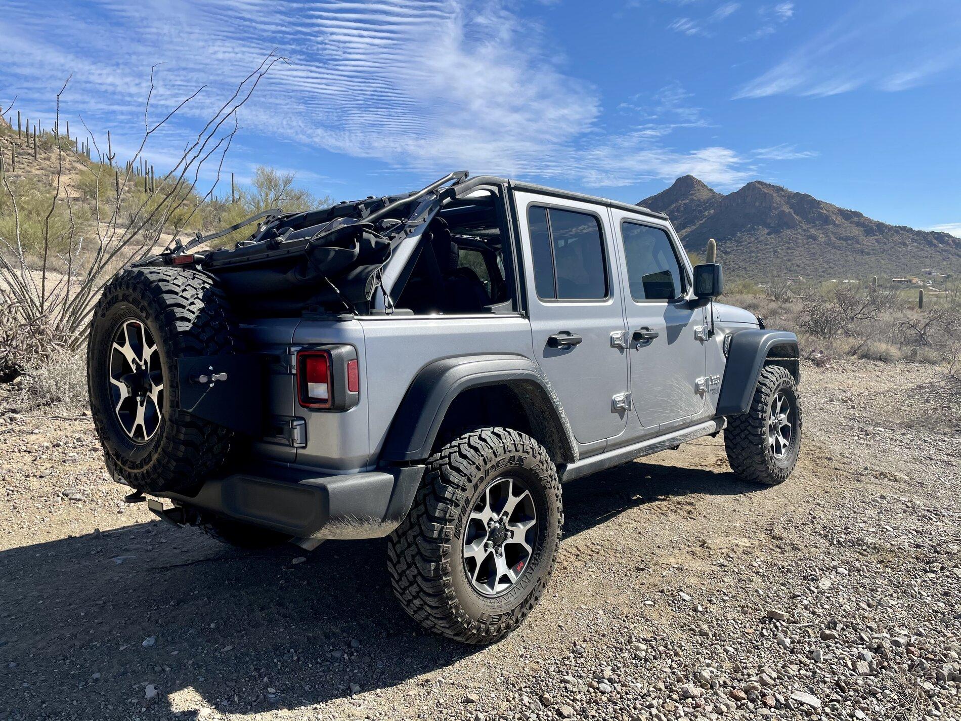 Ford Bronco External fuel / jerry can mounting? BFDD6B23-A08D-4D9D-8ABE-69F5685DF517