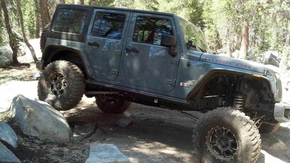 Ford Bronco Can't Decide On A Color 119D3CD8-2B84-4BCE-BEAE-683216A1BF5D