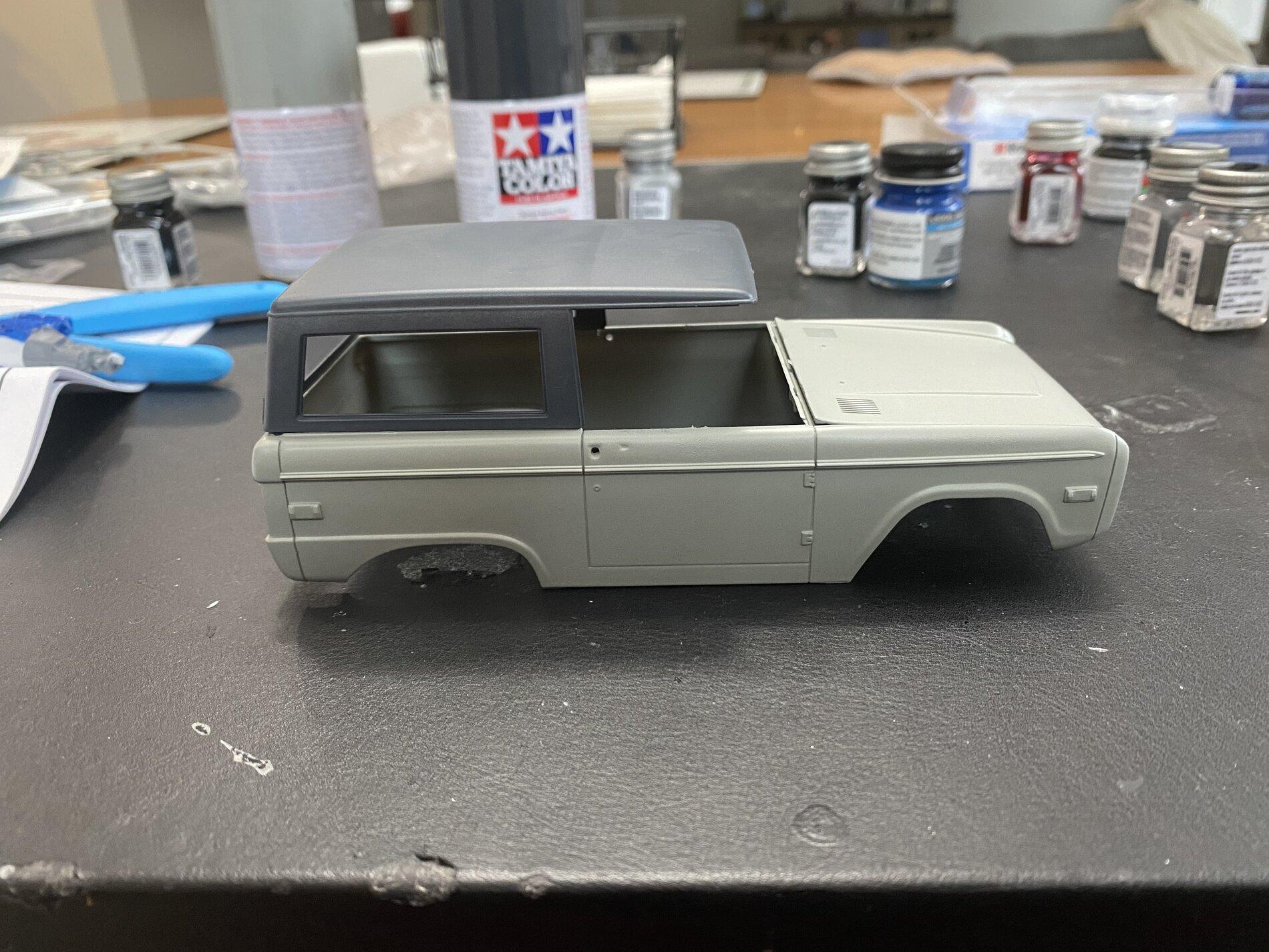 Ford Bronco Anyone know what color this is? 0385C933-7AD3-4EE5-BDD9-326654689375