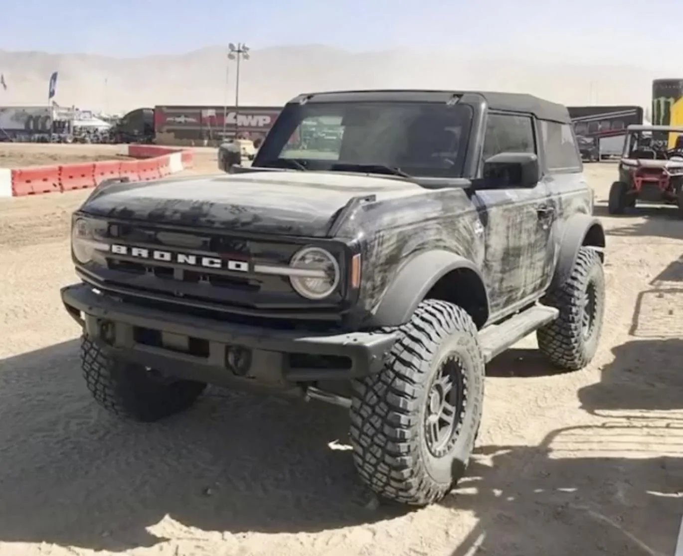 2021 Bronco 37's 37%22 tires build by 4WP 1.jpg's 37%22 tires build by 4WP 1.jpg
