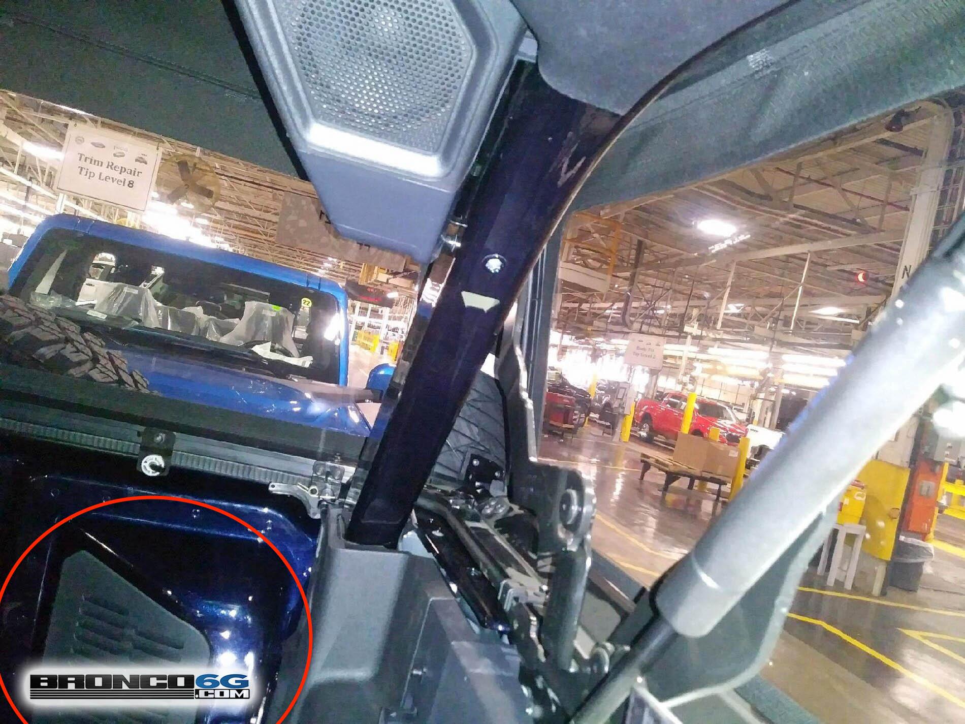 Ford Bronco Is this the sub location? Navy _ Gray Cloth Seats + Antimatter Blue Base Sasquatch 4 Door 6