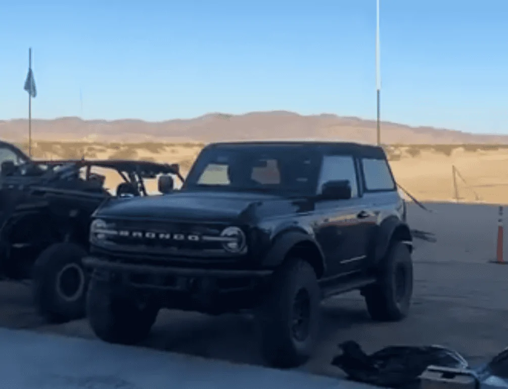 Ford Bronco 🎥 From KOH: Bronco Outer Banks 2-Door Build by 4WP on 37's Tires Screenshot_20210209-181154~2