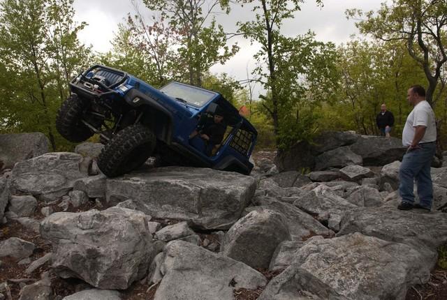 Ford Bronco Rock Rails pitfall1-