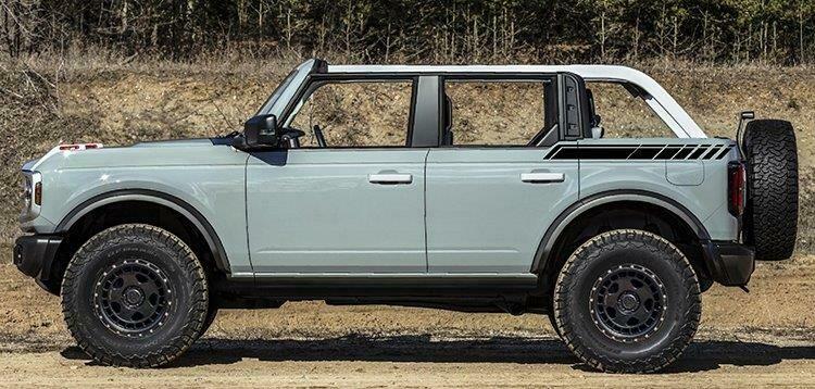 Ford Bronco RiderGraphix Graphics Decal Kits For 2021 Bronco 4-door 2021 BRONCO REAR QUARTER SIDE GRAPHICS KIT Ridergraphix 1