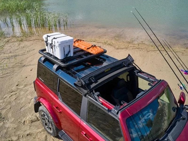 ford-bronco-roof-rack-holding-goods.jpg