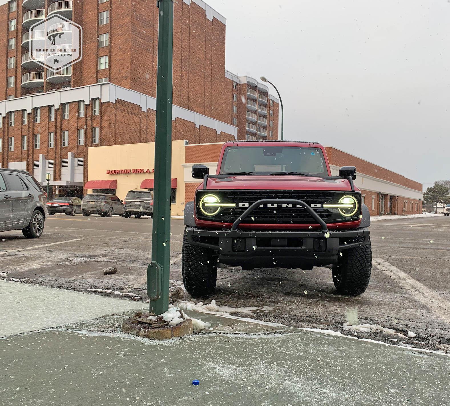 2021 Bronco First Edition Rapid Red 4-Door 1.jpg