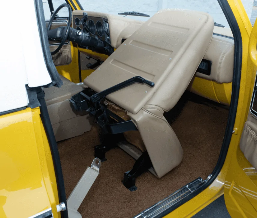 Ford Bronco Recent Ford manual seats? 1614011478269