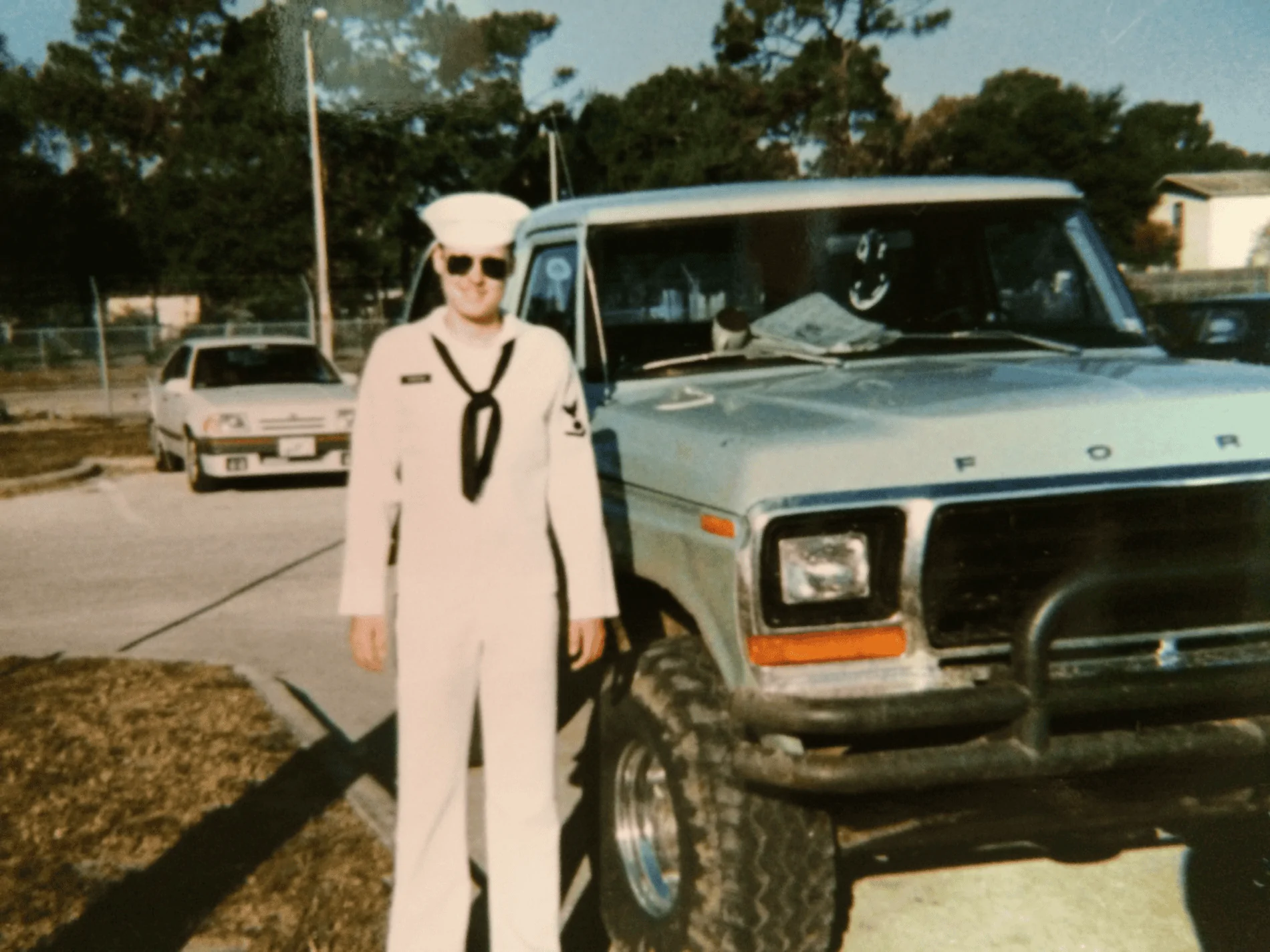 Ford Bronco '78 Bronco article in Car and Driver 1614162825780