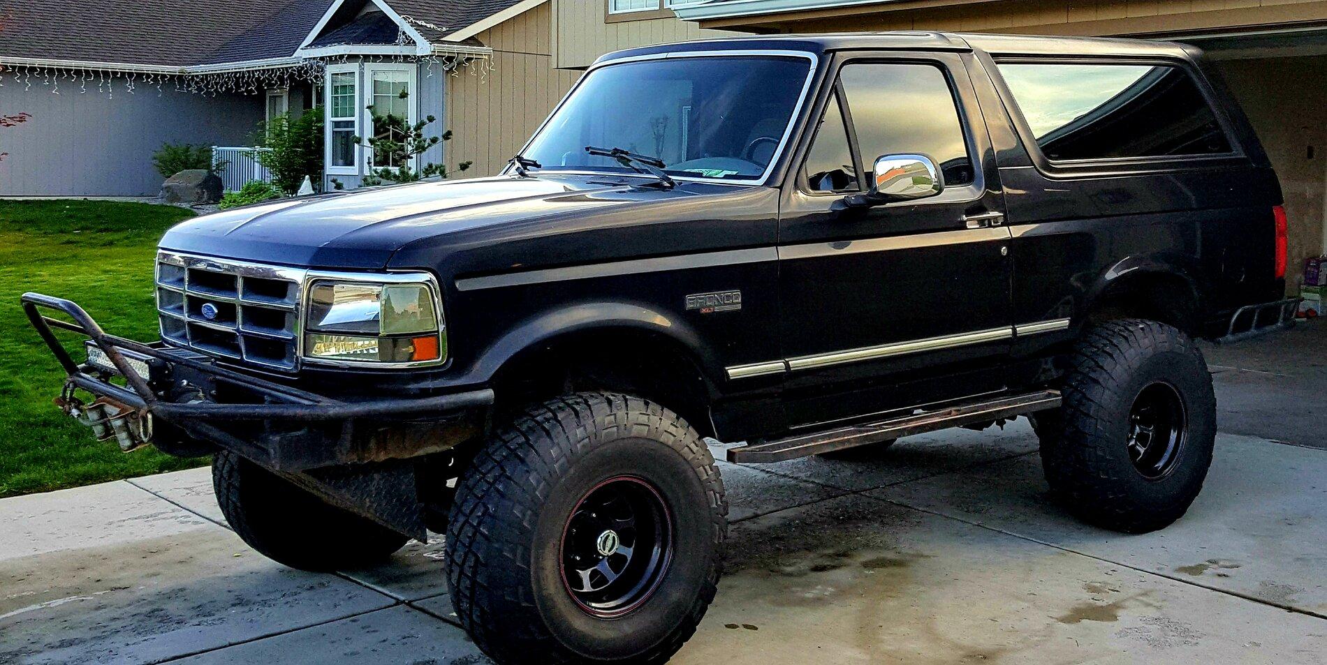 Ford Bronco Your first Bronco, or repeat offender? 20191104_220603