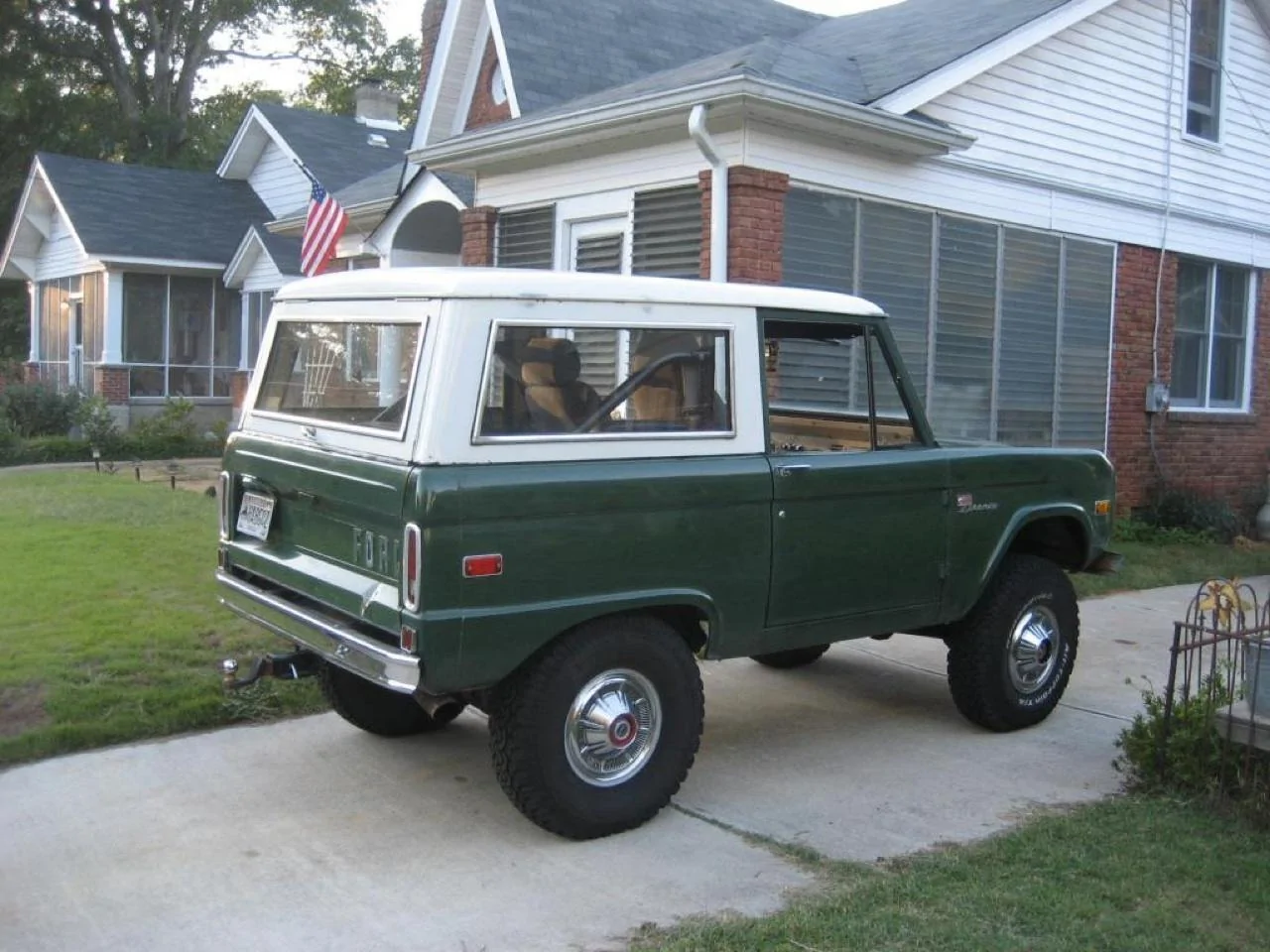 Ford Bronco Wildtrak Bronco rendered in green 8D953FC0-2A4F-4E98-91F9-A78D78EE51B8