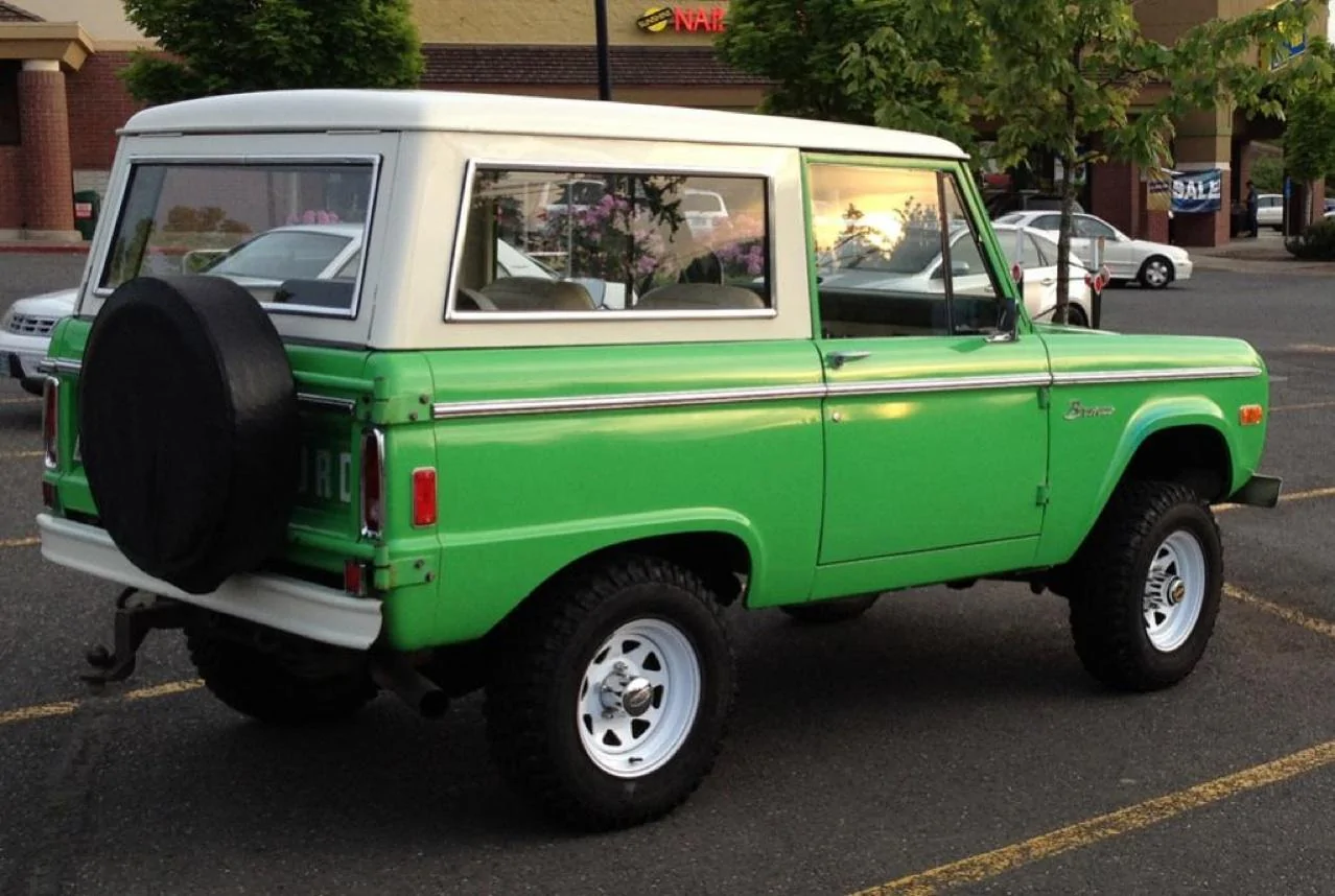 Ford Bronco Wildtrak Bronco rendered in green 29243930-9A87-4655-B140-7ED9AC37FAF0
