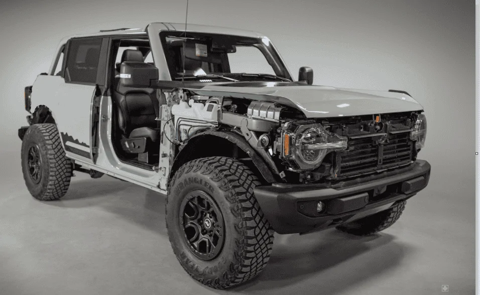 Ford Bronco How the Bronco's Modular Platform Allows for Easy Customization and Modifications 1614709396200