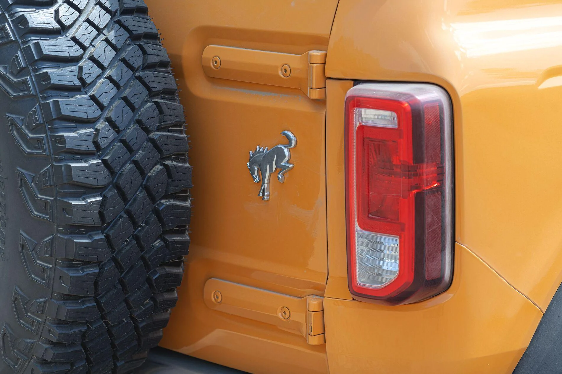 Ford Bronco Badlands Sasquatch Badge dsc08792-1594467023