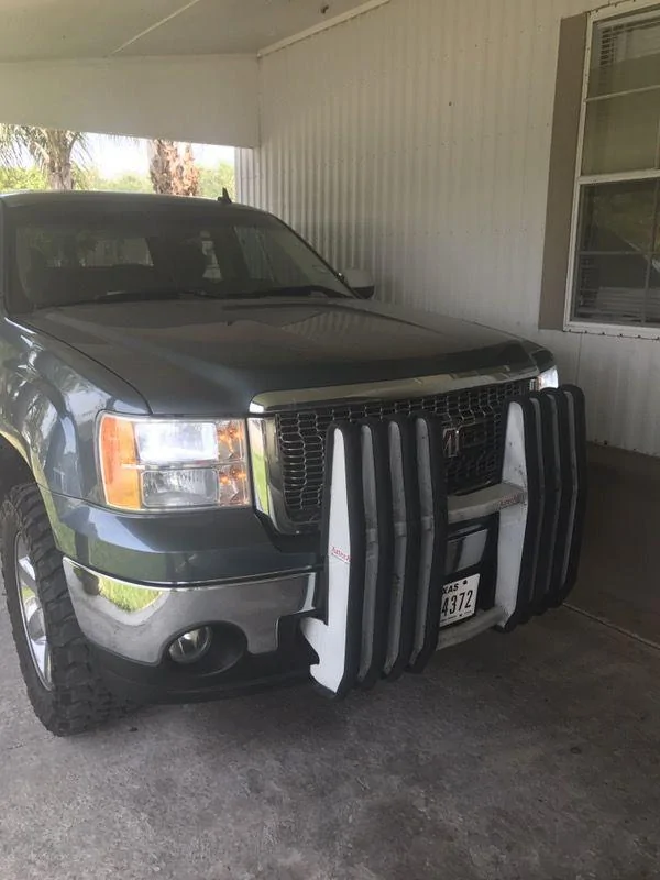 Ford Bronco Brush Guard design changed to avoid blocking Bronco grille letters tumbaburros_jonk