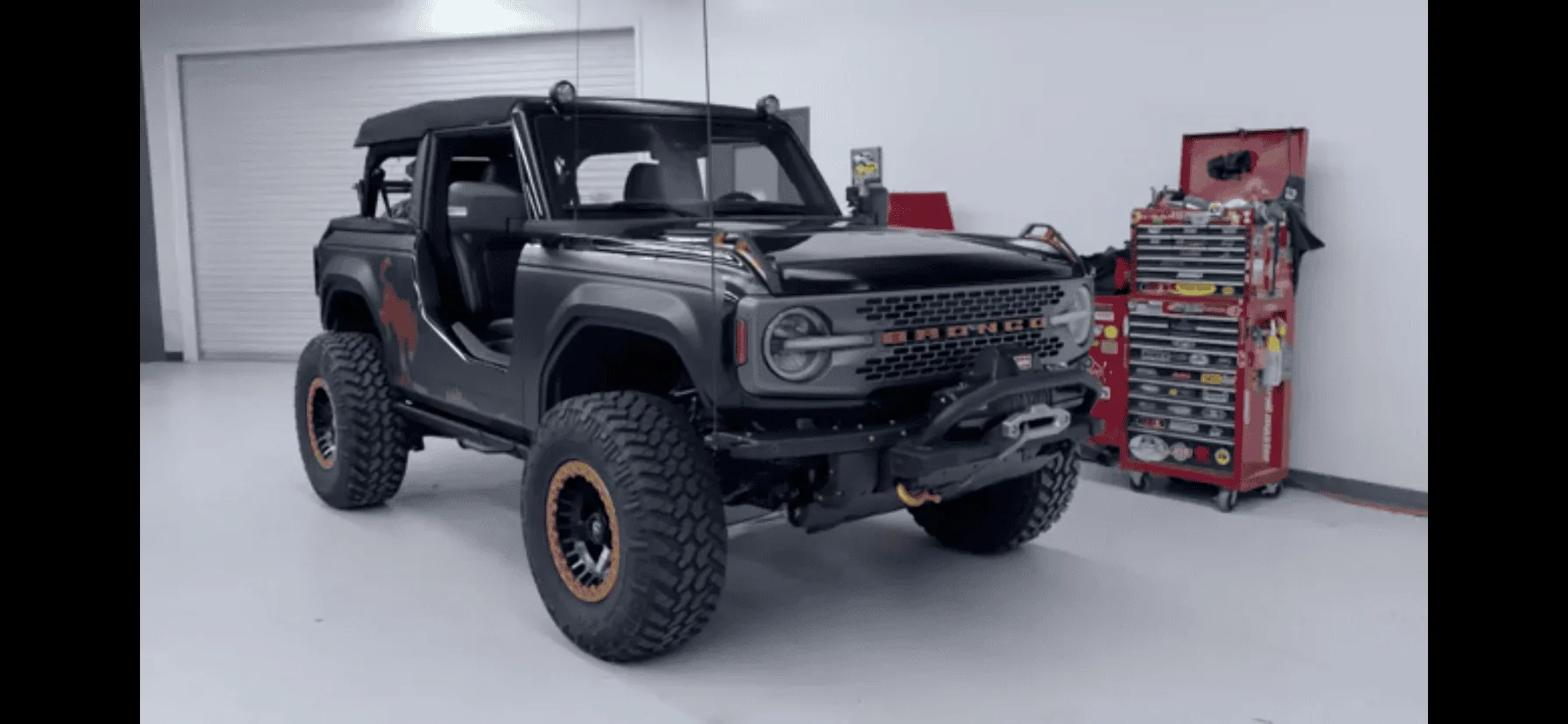 Ford Bronco Painted low profile / flat fender flares coming? BFC8E54B-2E33-41F0-A32C-5326155C649B