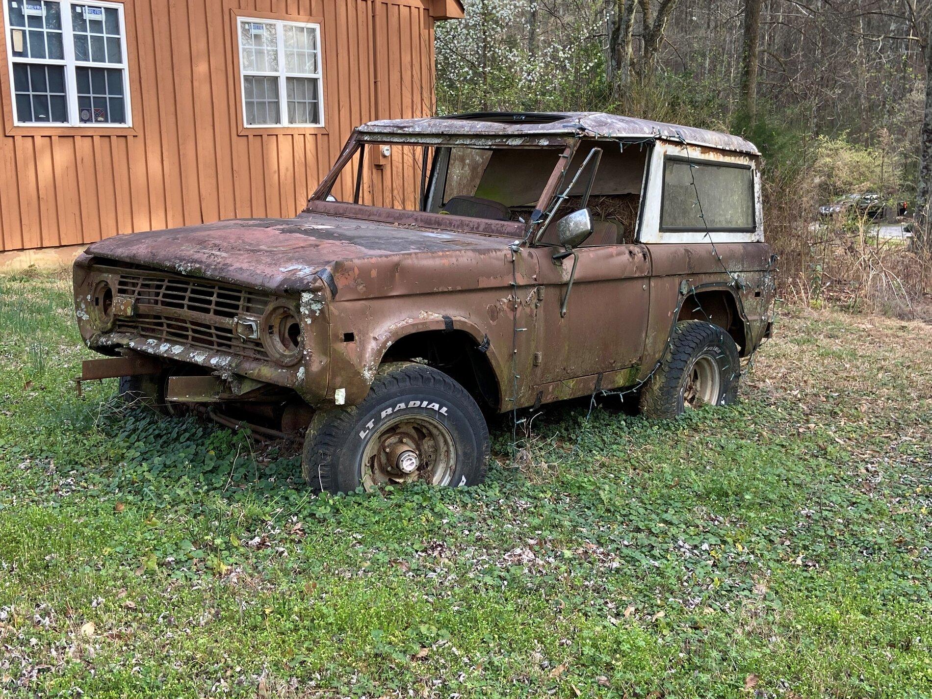 69 Bronco 3.jpg