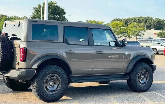 Color-Matched Hardtop 2025 Bronco Spotted in the Wild