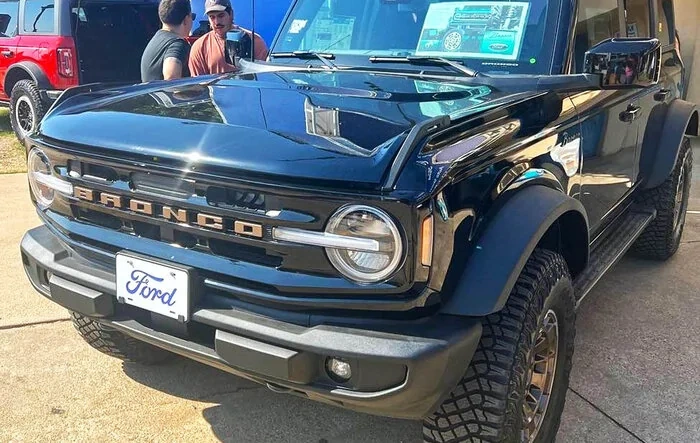 "Sinister Bronze Package" spotted on Bronco at Texas State Fair