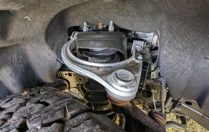 2,416 2024 Broncos and Rangers recalled over loose and missing nuts on front Upper Control Arm (UCA)