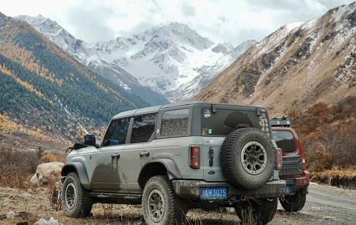 Bronco@China - Travel to the most beautiful season in western Sichuan