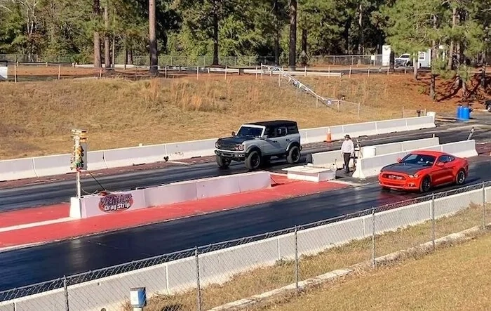 World's First 12-Second 1/4 Mile 6G Bronco